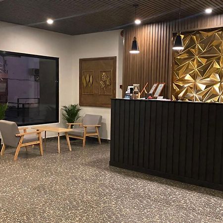 Rudolfo Suites โรฮัสซิตี้ ภายนอก รูปภาพ